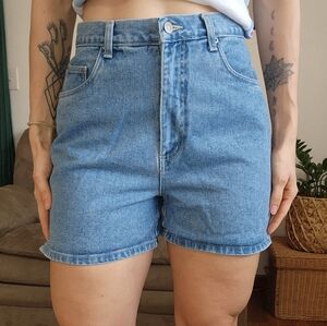 Bill Blass High Rise Denim Shorts Size 8